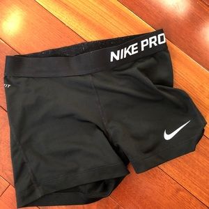 Black Nike Pros